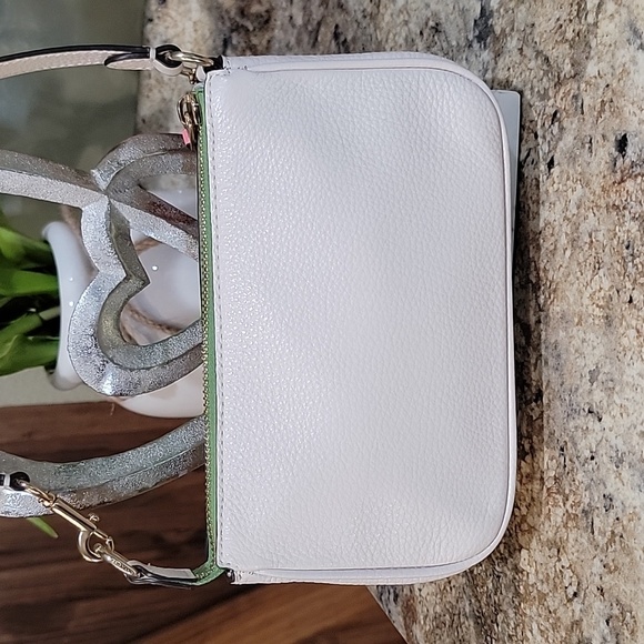 Coach EUC Nolita19 Leather Rainbow Purse or Wristlet LIKE NEW - Picture 7 of 10